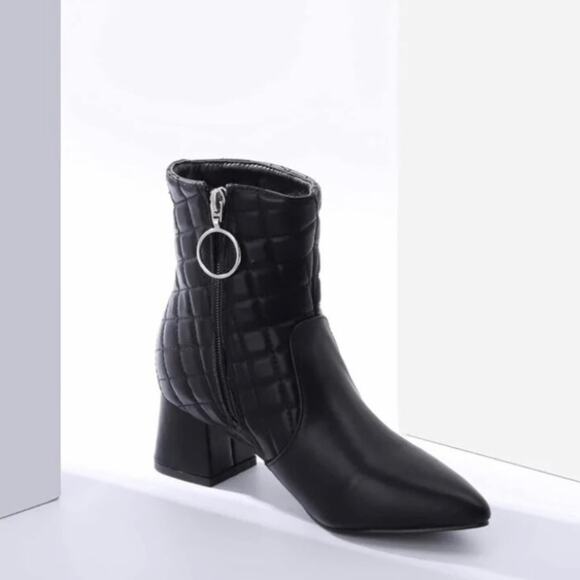 Trary quilted ankle boot NEW - Picture 5 of 13